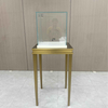 Exposition en verre armoire