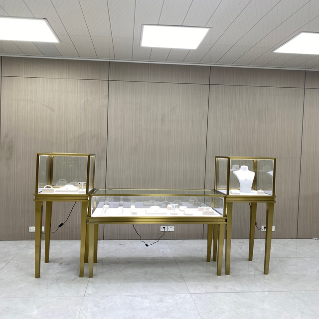 Titanium Gold Set Bijoux Display Cabinet