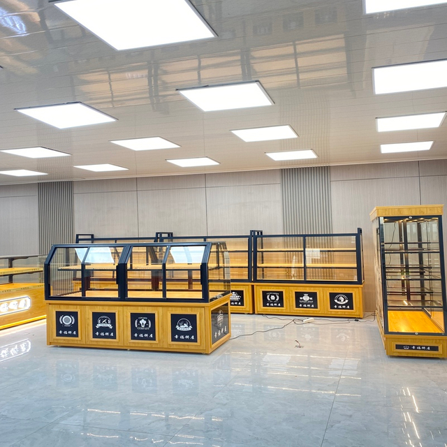 Armoire à pain brun