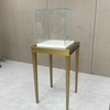 Exposition en verre armoire